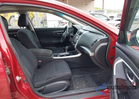 2015 Nissan Altima 2.5 Sv из США, поврежденный, VIN 1N4AL3AP1FC227154